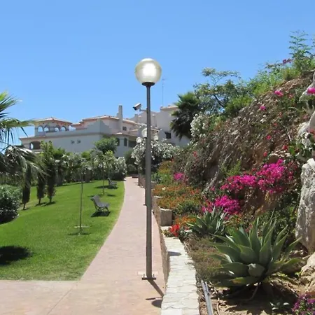La Cala De Mijas, Groundfloor 2 Bed Steps Away From The * La Cala De Mijas