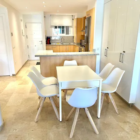 La Cala De Mijas, Groundfloor 2 Bed Steps Away From The Apartment